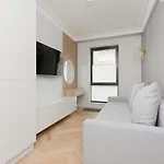 Apartment Moderna Luxury With Parking In By Renters *