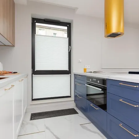 Moderna Luxury With Parking In By Renters * Гдиня
