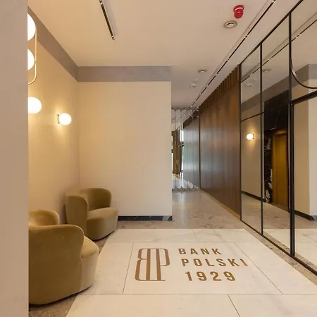 Апартаменти Moderna Luxury With Parking In By Renters Гдиня