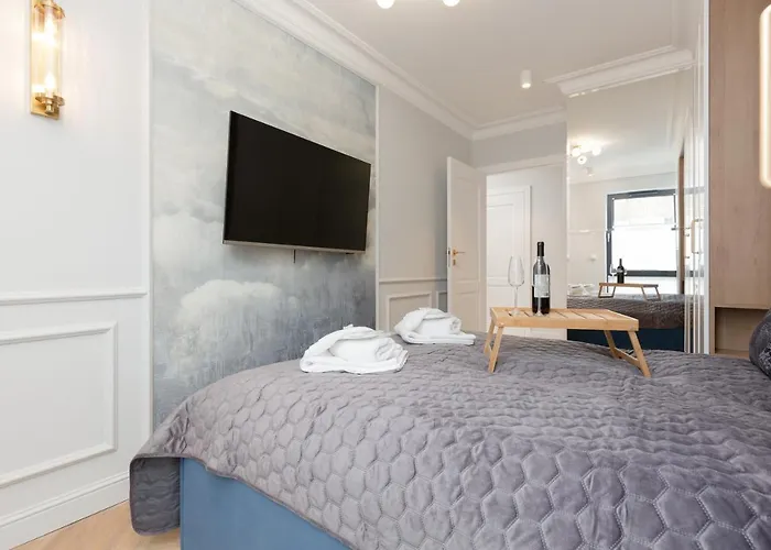 Moderna Luxury With Parking In By Renters Appartement Gdynia